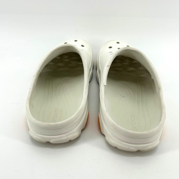 Crocs Classic Clog Comfort White Slip On Shoes Men's or Women's Size M8 W10 - Picture 3 of 5